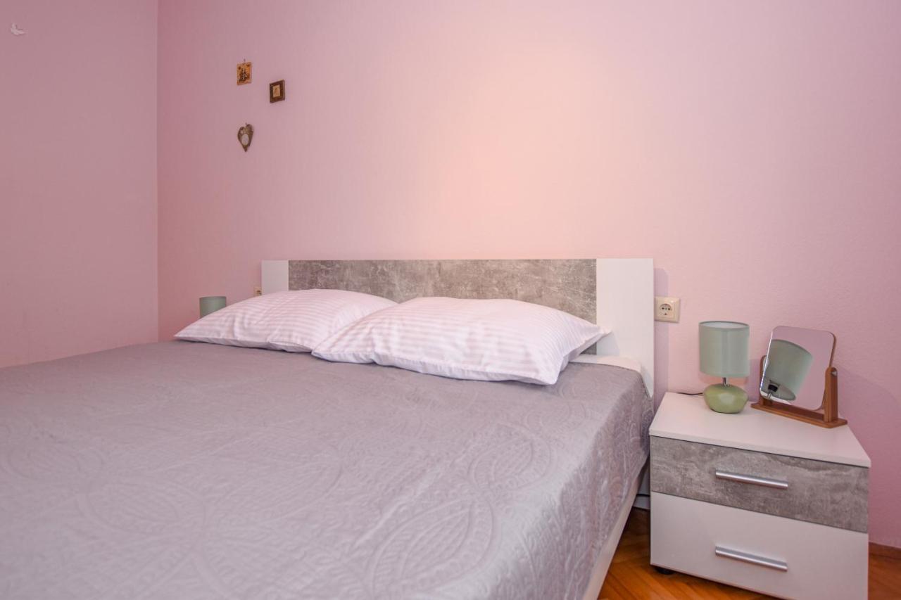 Apartments Kate Паг Экстерьер фото