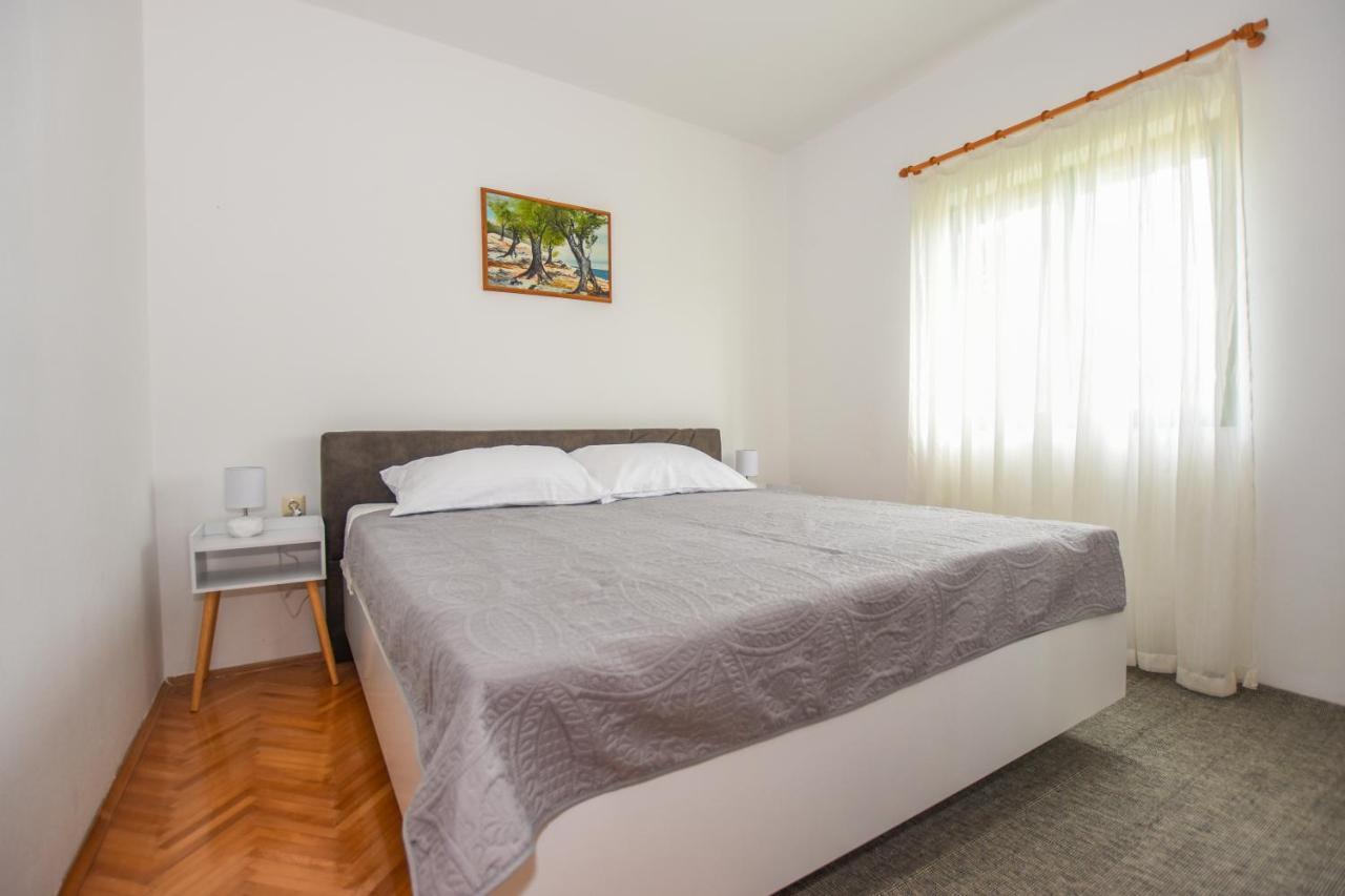 Apartments Kate Паг Экстерьер фото