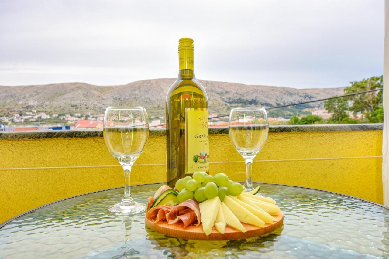 Apartments Kate Паг Экстерьер фото